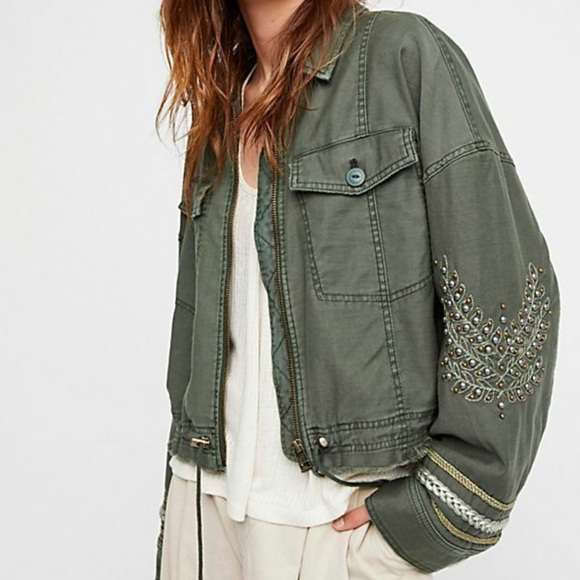 Free People Jackets & Blazers - Free People Extreme Cropped Military Green Embroidered Jacket. Size XS